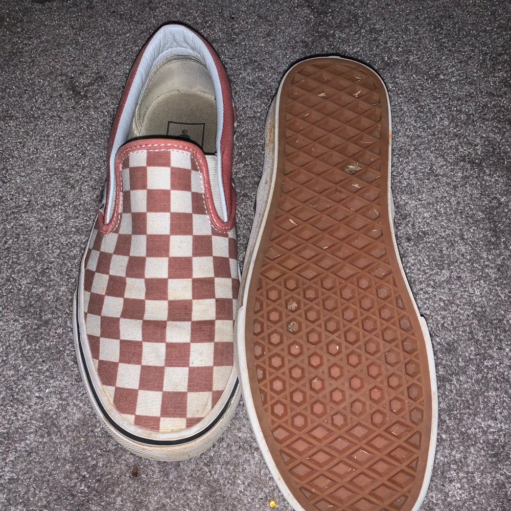 rose pink checkered vans 💓 - Picture 3 of 4